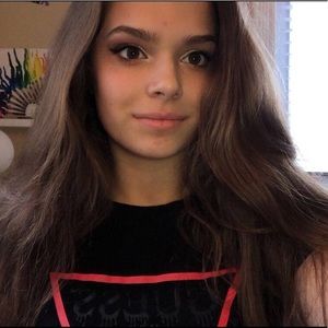 Meet your Posher, Lexi